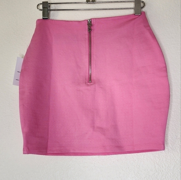 Barbie x F21 Barbie Crop Top & Mini Skirt Set XS NWT - Picture 11 of 13
